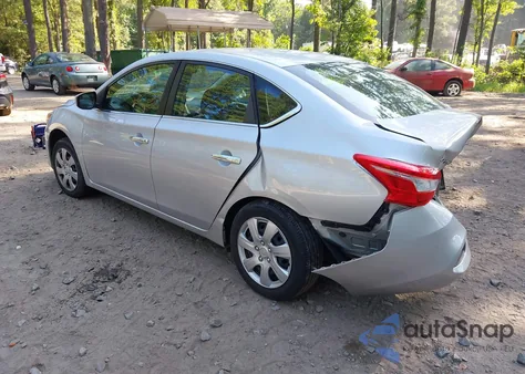 2019 Nissan Sentra S z USA, uszkodzony, nr VIN 3N1AB7AP1KY243945